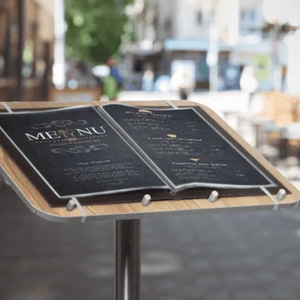 Standuri outdoor